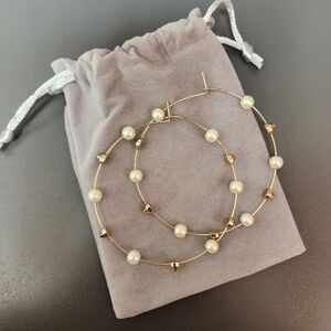 Stella & Dot large madison hoops - pearl bead and studs